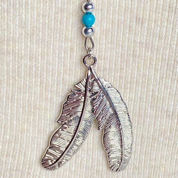 Silver Tone Chain Necklace With Southwestern Style Beads Double Feather Pendant - Picture 4 of 9